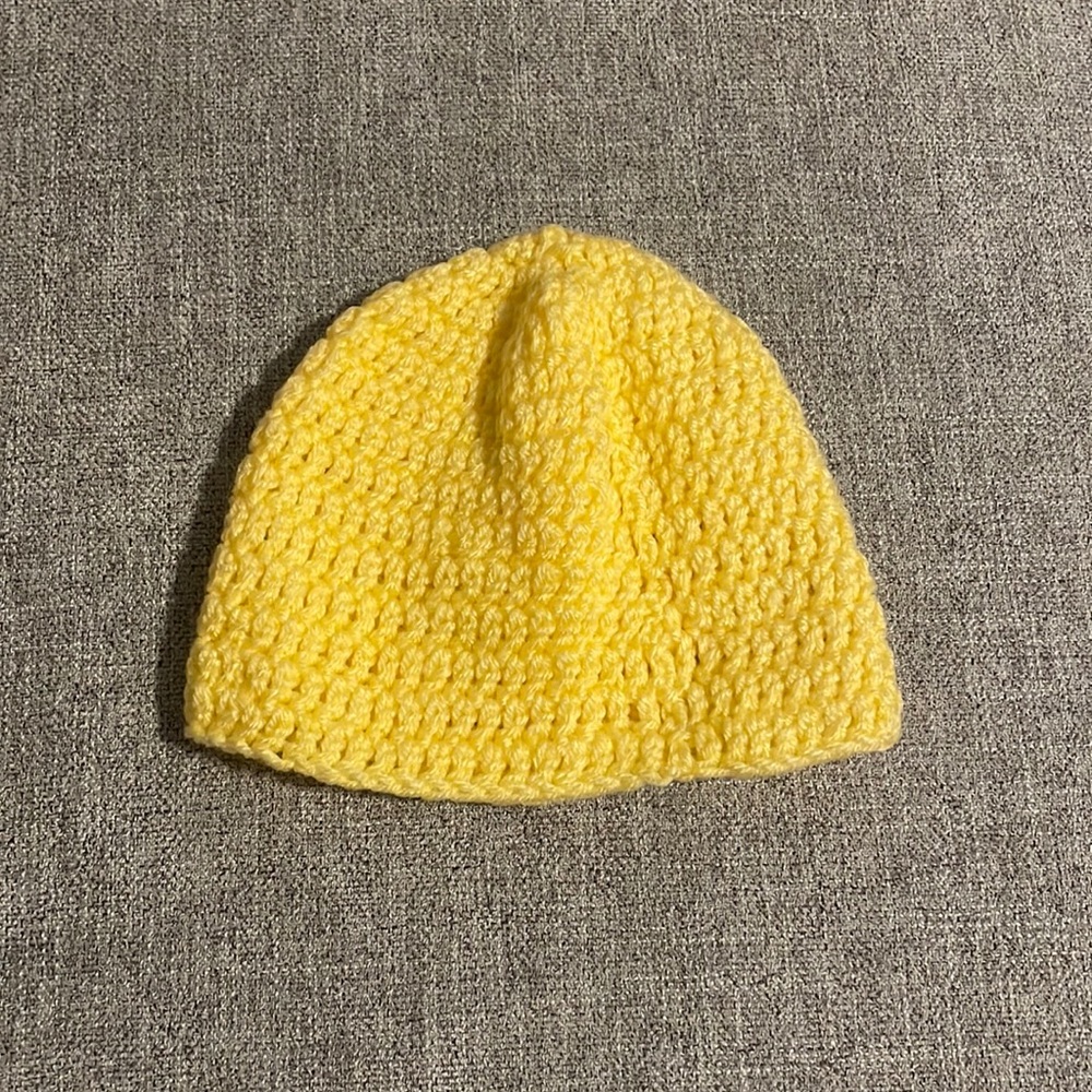 Yellow knitting beanie for toddler 2t - 3t